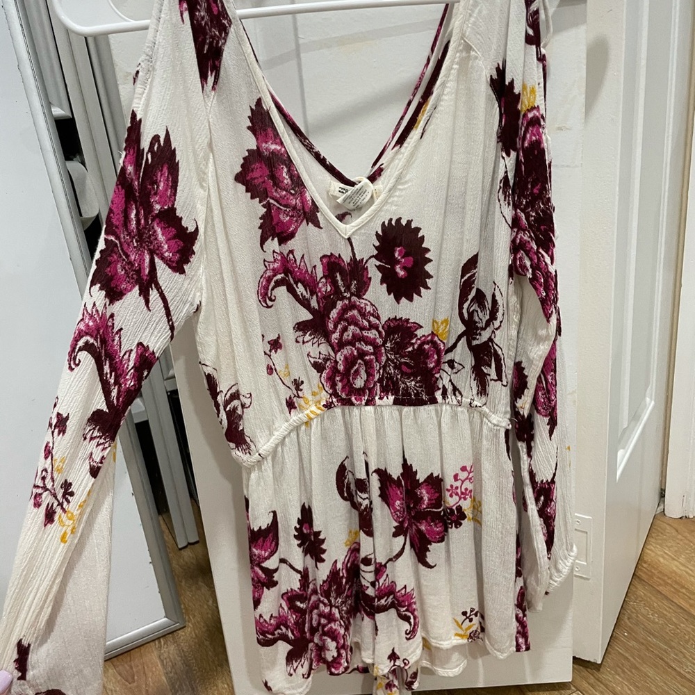 Bills Bond Flowarl Romper